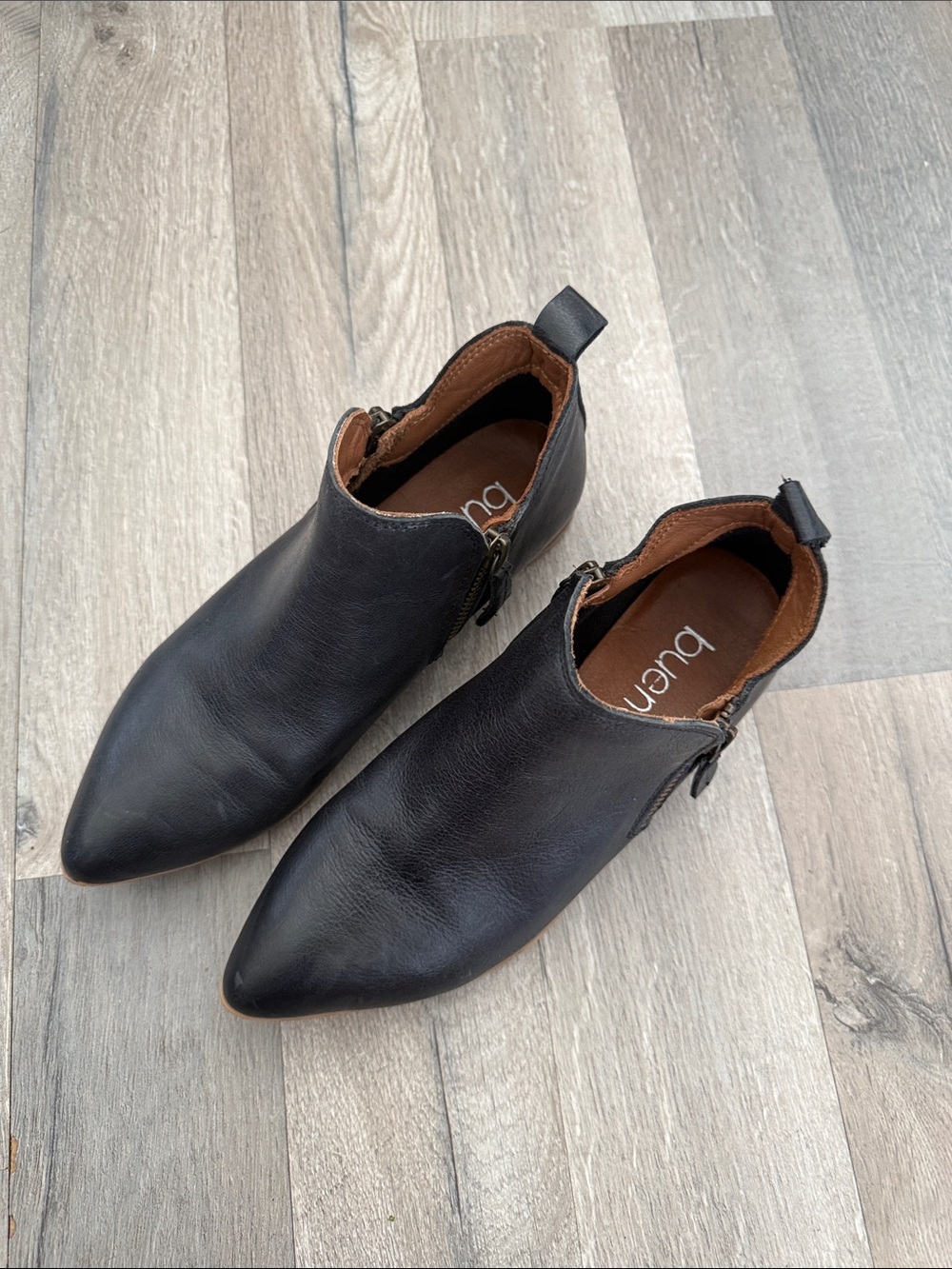 Bueno Black Leather Ankle Shoes  size 36